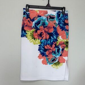 White Floral Pencil Skirt